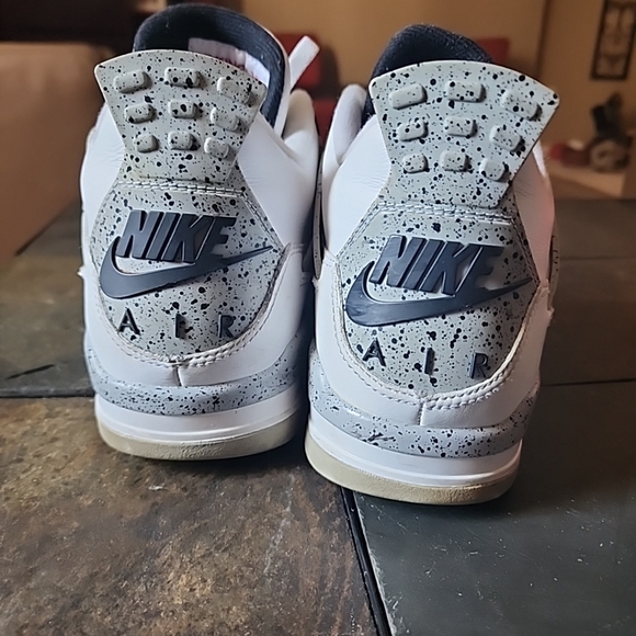 Nike Air Jordan 4 White Cement 2016 OG Retro IV Size 11 840606-192 White Bred - Picture 6 of 6